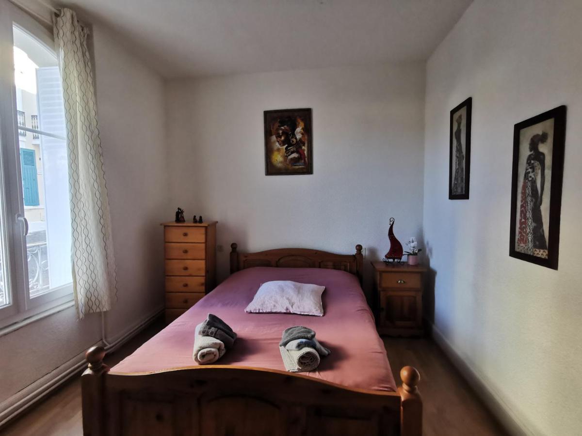 Bel Appartement: Cozy Retreat With Private Courtyard & Secure Parking Apartment *
