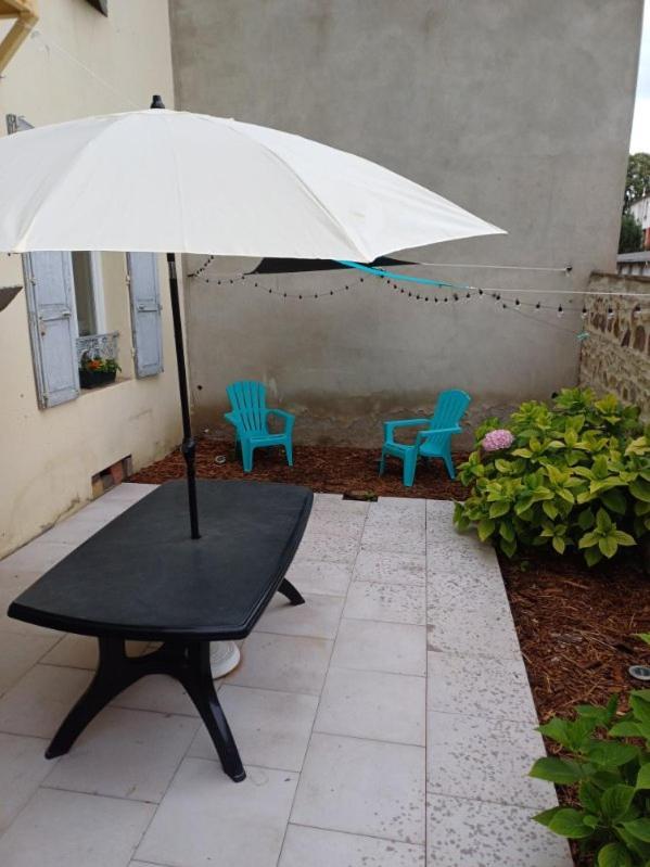Apartment Bel Appartement: Cozy Retreat With Private Courtyard & Secure Parking